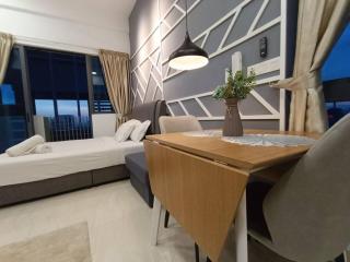 LUX 36A 2Queen Bed Infinity Pool KLCC View - Kuala Lumpur - 9