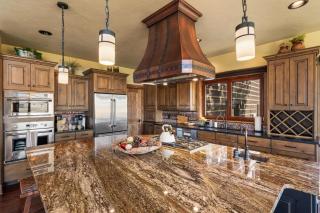 Cowboy Lake Lodge - Emigrant - 7