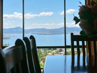 Blue Horizon Retreat - Close to CBD&Airport - Sandy Bay - 8