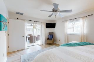 The Beach Hive Cottage - Naples - 8