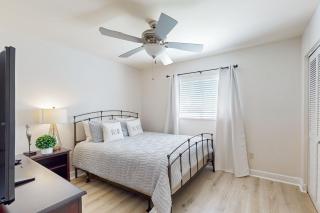 The Beach Hive Cottage - Naples - 7