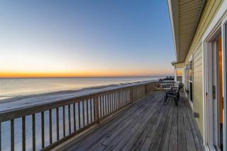 Beachfront Vilano Retreat - 0