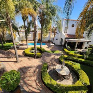 Casa Grande Guest Lodge - 4