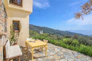 ARTistic House: view - pingpong - billard - 9