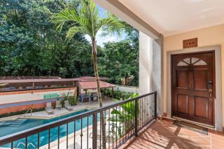 3-BD Beauty with Pool Near Beach - 0