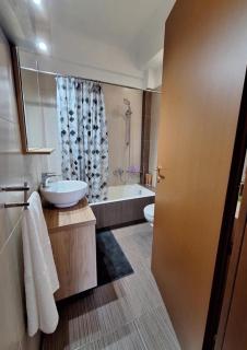 Liv Athens - Atene - 1