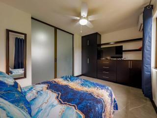Marina loft 307-Fully renovated top floor studio - Coco - 8