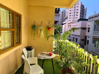 ZoomStay - 3BHK Apartments - 2