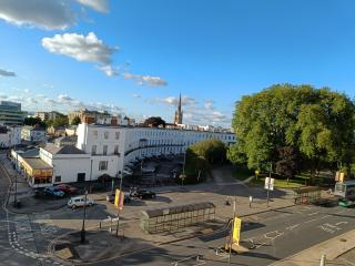Rooms on The Prom - Cheltenham - 3