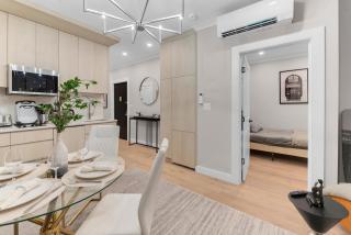 Modern 3Bd Rose Hills Manhattan Terrace Space - 3