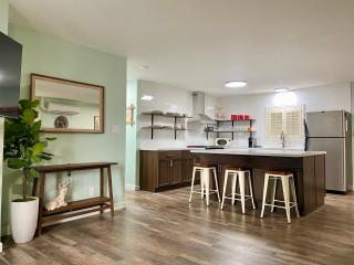 Holiday Motel and RV Park - - 9
