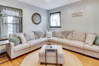Cozy Brevard Vacation Rental 1 Block to Main St - Brevard - 6