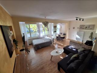 Hazelnut Apartment Novi Sad - 0