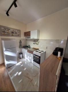 Hazelnut Apartment Novi Sad - Novi Sad - 6