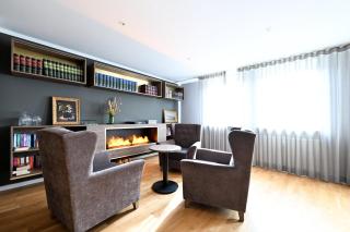 Rosengarten Apartments Fürth, Moderne Serviced Apartments in Citylage, ganze Ferienwohnung 50 m2, nahe Nürnberg, Metro, Sauna, Frühstück & Parkplatz - 2