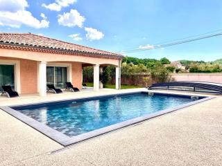 Private swimming pool & jacuzzi magnifique villa provençale - 3