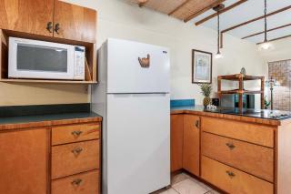 Kona Plaza#221 - Kailua-Kona - 2