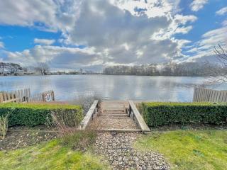 Tattershall lakes country park, Lakeside Lodge, hot tub, private garden and private fishing pitch - Tattershall - 9