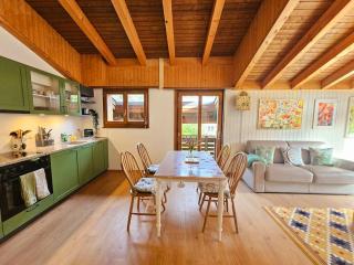 Sawasdee Jungfrau Apartment - 9