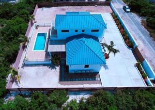Family-ready Fully Equipped Grand Villa with Pool - Long Bay Hills - 7