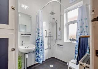 North Bay Bungalow - Rhos-on-Sea - 2