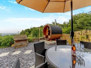 Private Lodge with Spa and Sauna - 2