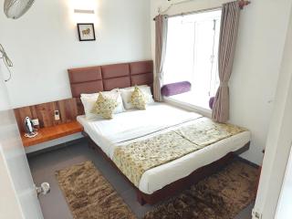 Chandralok Service Apartments - Kolhapur - 1
