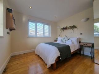 The Amber Passage By Ritual Stays - Garston - 5