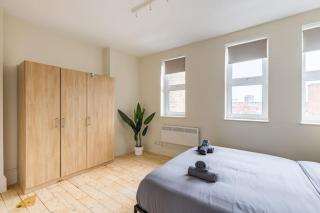 4 Bed Penthouse in Shoreditch - London - 7