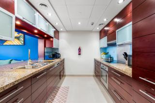 Burj Khalifa View - Unique Design - Convenient Location 5mn walk to Dubai mall - Summer deal - 1 BDR Apartment in Burj Views Tower - Dubai - 4
