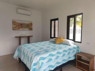 Playa Monterrico, Candelaria1 - 5