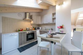 Silver Lake Apartment - Happy Rentals - Angera - 7
