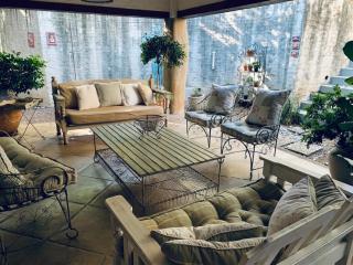 Cozy Urban Oasis in Hatfield - 5