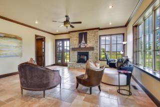 Spacious Edmond Vacation Rental with Hot Tub! - Edmond - 5
