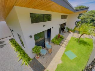 Coco Luna House 2 bed 3 bath - 8