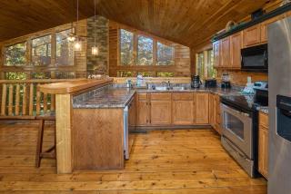 Spur of the Moment Holiday home - Gatlinburg - 4