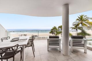 La Mer, Stunning Beachfront Designer Dream - 0