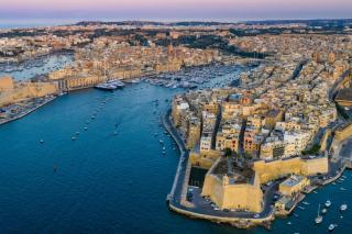 Authentic Maltese Boutique Holiday Home with Rooftop Pool - Moon Townhouse - Cospicua - 3