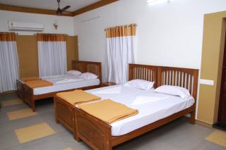 Pearl Beach Bungalow - Alappuzha - 9