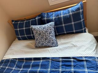 Room in neat comfy house - Kitchener - 8