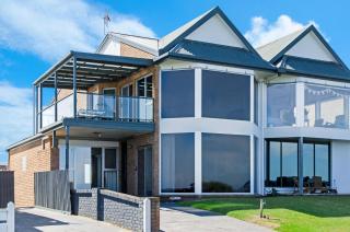 Paradise Cove - Port Fairy - 1