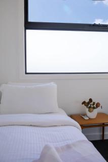 Luxe Altona Haven - Executive 3BR Family Townhouse - 4