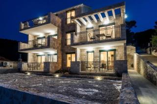 Seaside apartments with a swimming pool Pomena, Mljet - 22317 - Pomena - 0