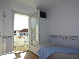 Appartement Confort 2 Ch. - Plage Sud - Balcon Sud, Parking - Accès Direct Plage- 6 Pers. - FR-1-540-4 - 3