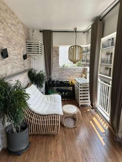 Exquisite Stays at Royal Palm Residences in Taguig - Manila - 4