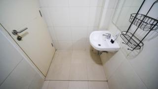 Homey Studio Connected to Mall at Orchard Supermall Mansion Apartment By Travelio - Surabaya - 3