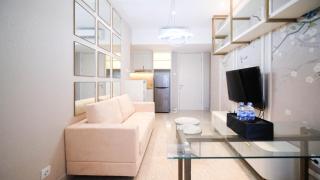 Enchanting and Beautiful 2BR Apartment at Supermall Mansion Benson Tower By Travelio - 8