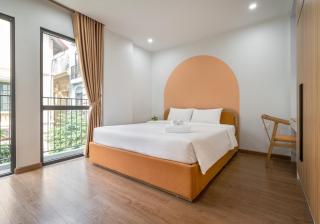 MOONLIT Suites Hotel by Luxe Paradise - 9