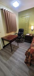 RIVIERa MOTEL - - 5
