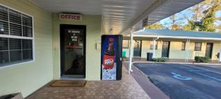 RIVIERa MOTEL - - 2